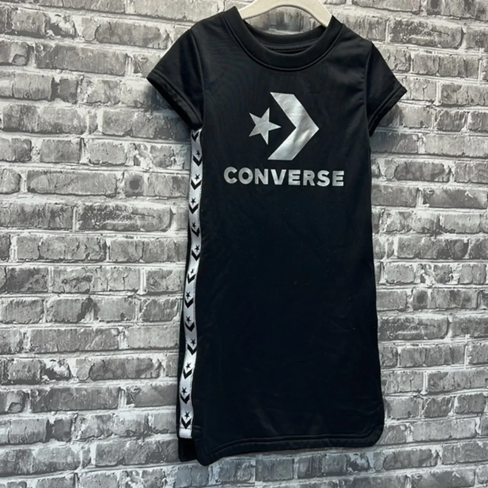 Converse‎